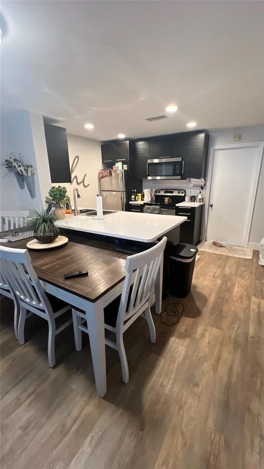 1436 Barcelona Way #3-23 - Photo 3 of 6