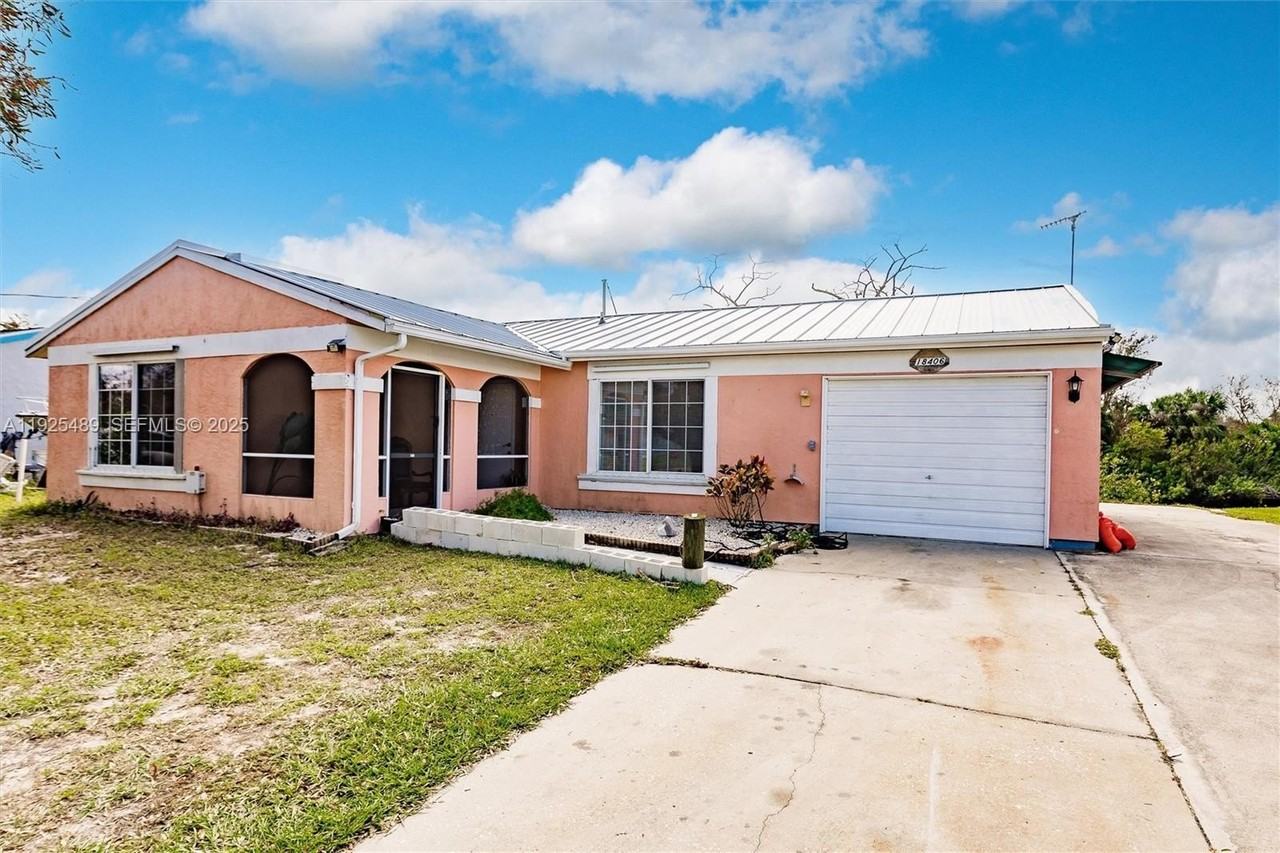 18406 Van Nuys Cir #0 - Photo 4 of 34