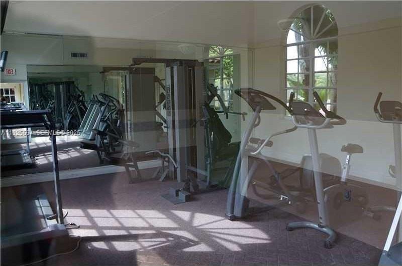 9788 Nob Hill Ct #9788 - Photo 5 of 17