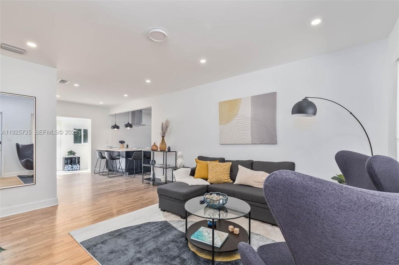 260 Northeast 46th Street #NA - Photo 6 of 36