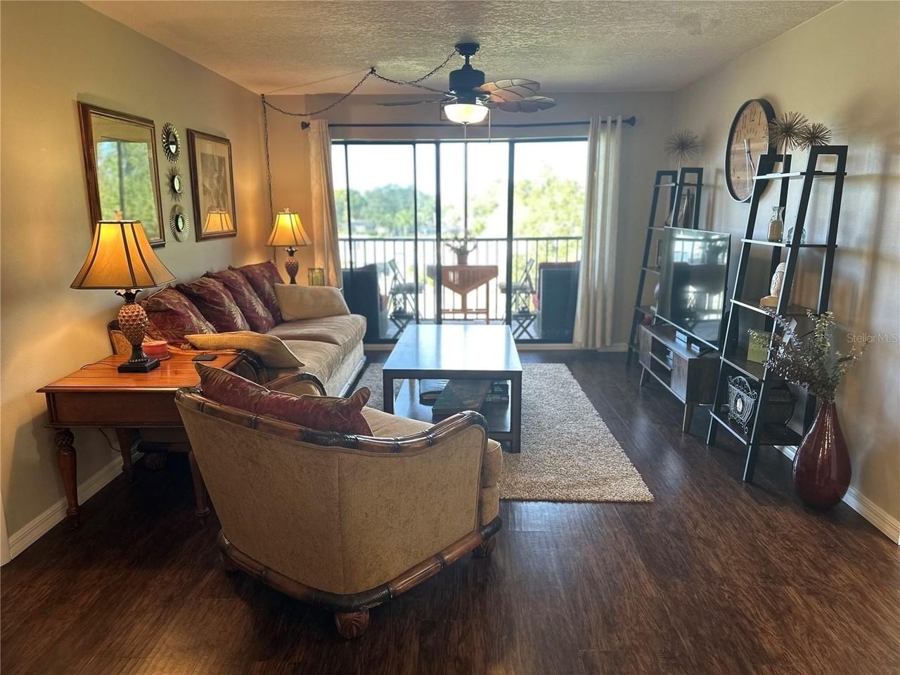 6116 43rd St W #401D - Photo 3 of 15