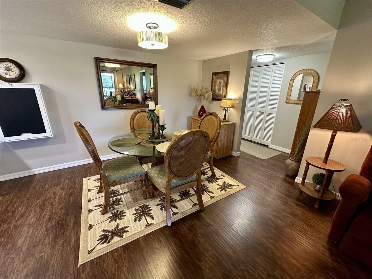 6116 43rd St W #401D - Photo 4 of 15