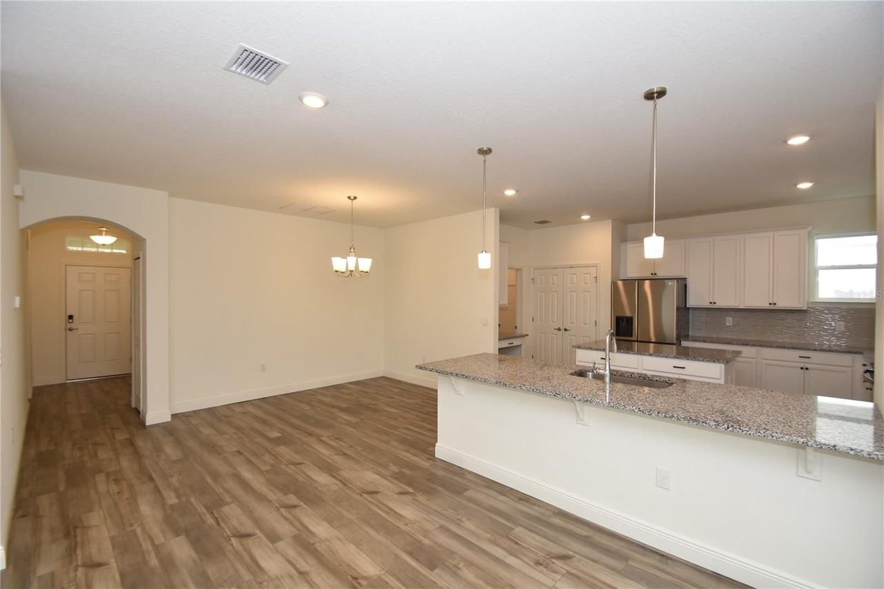 59 Oakleaf Way - Photo 6 of 39