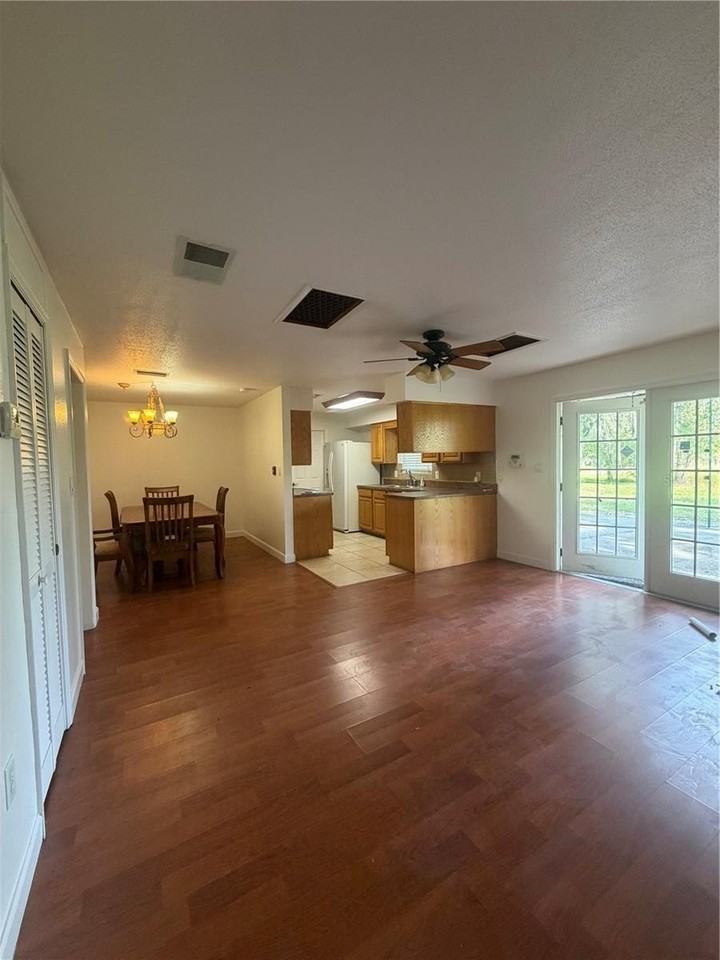 15340 Mallory Ln - Photo 6 of 23