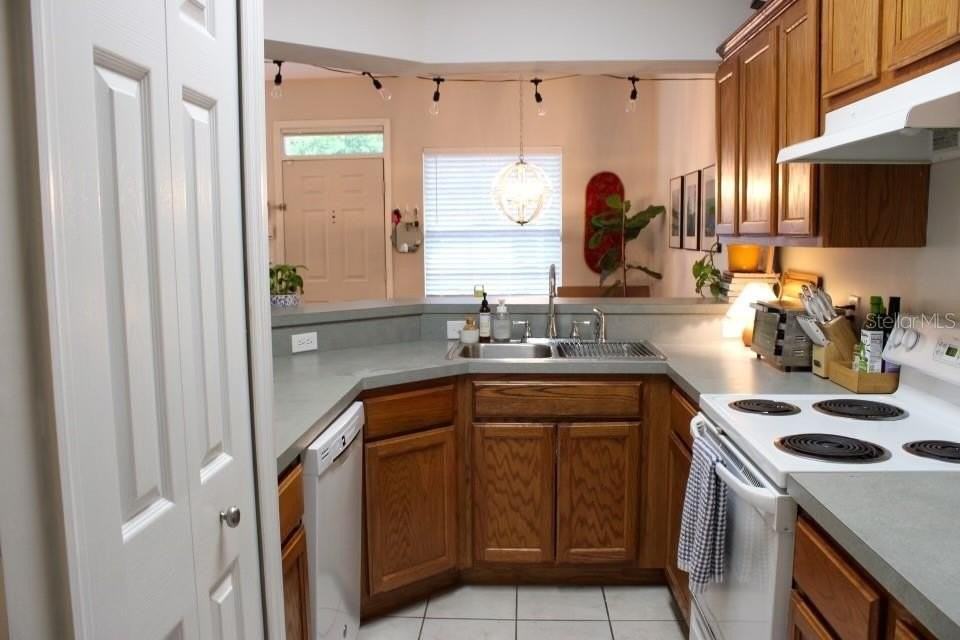 533 Nw 50th Blvd - Photo 7 of 19