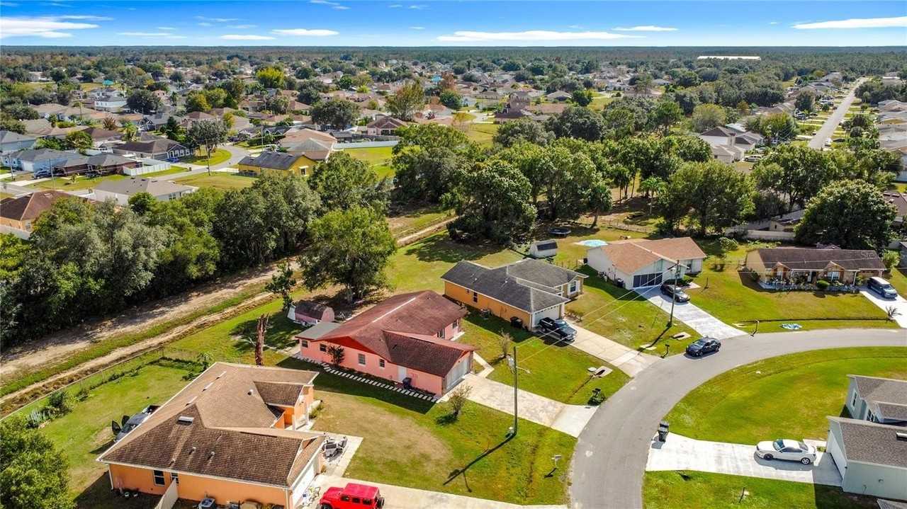 739 Dromedary Dr - Photo 4 of 22