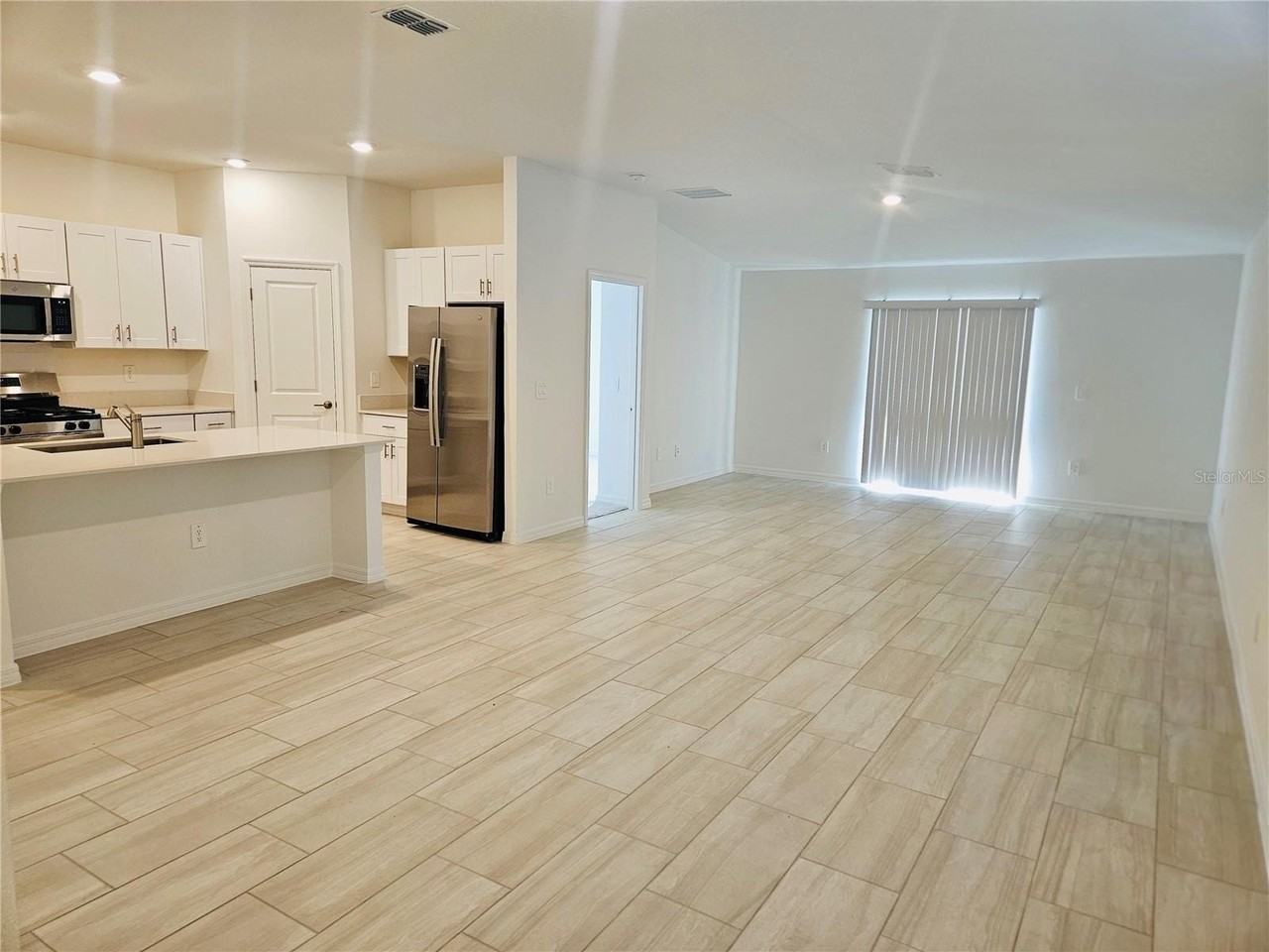 22496 Nebula Way - Photo 5 of 23