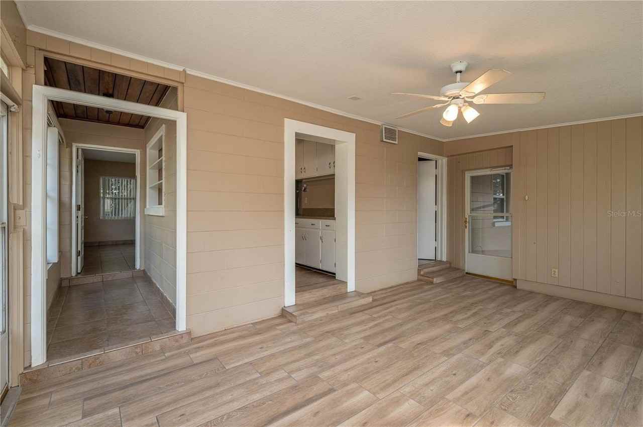 106 N Prado Ave - Photo 2 of 25