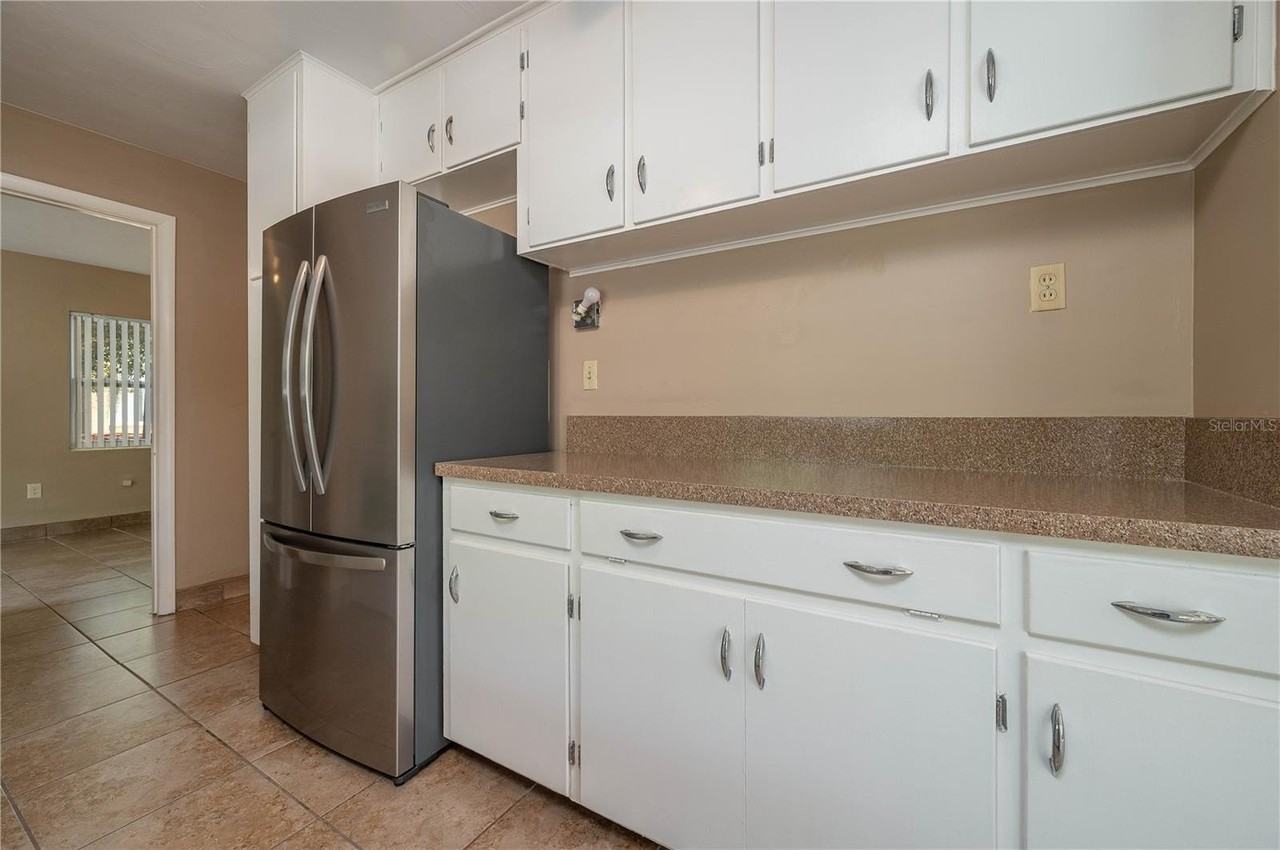 106 N Prado Ave - Photo 6 of 25