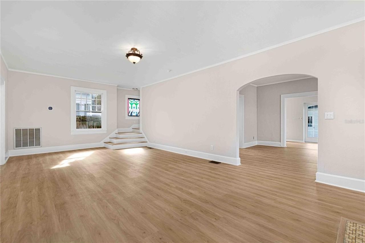 2302 12th St N - Photo 5 of 50