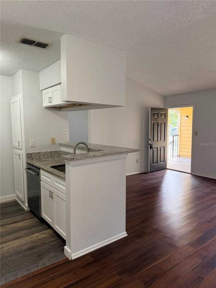 8653 Fancy Finch Dr #204 - Photo 6 of 18