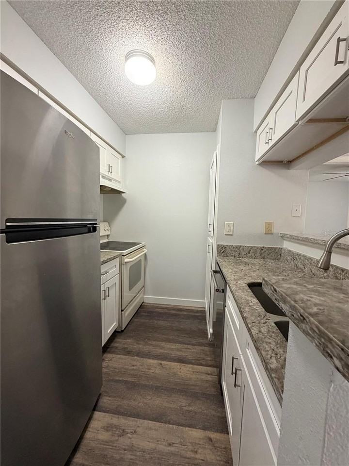 8653 Fancy Finch Dr #204 - Photo 7 of 18