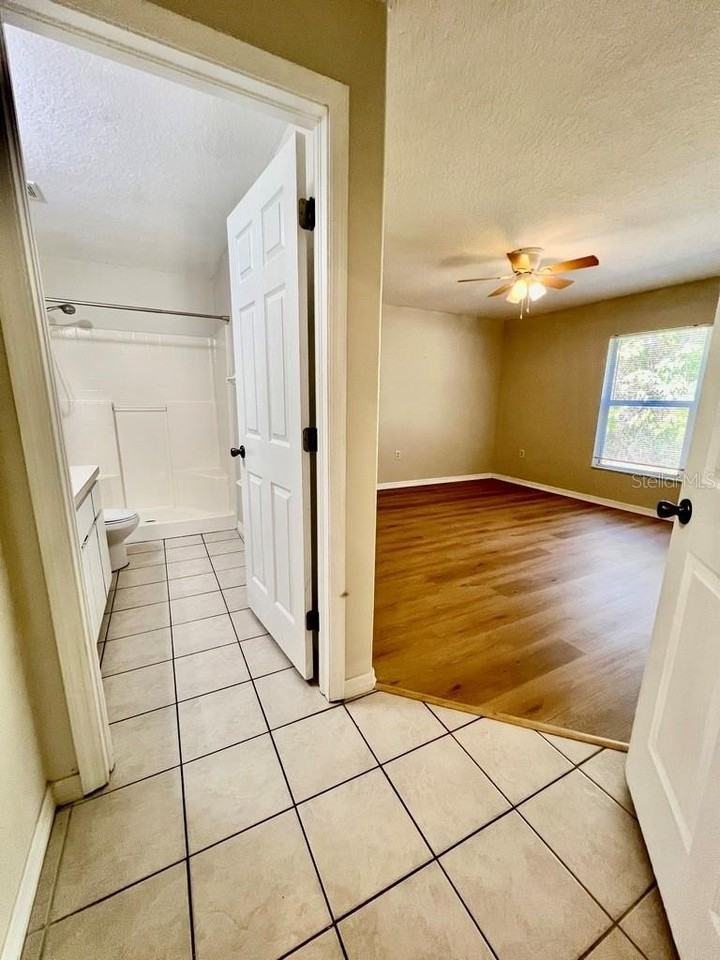 37225 Grassy Hill Ln - Photo 6 of 11