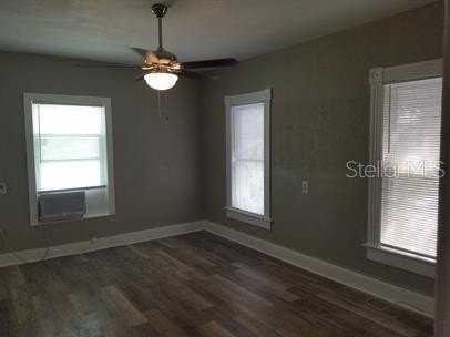 318 East Tarpon Avenue #5 - Photo 5 of 16