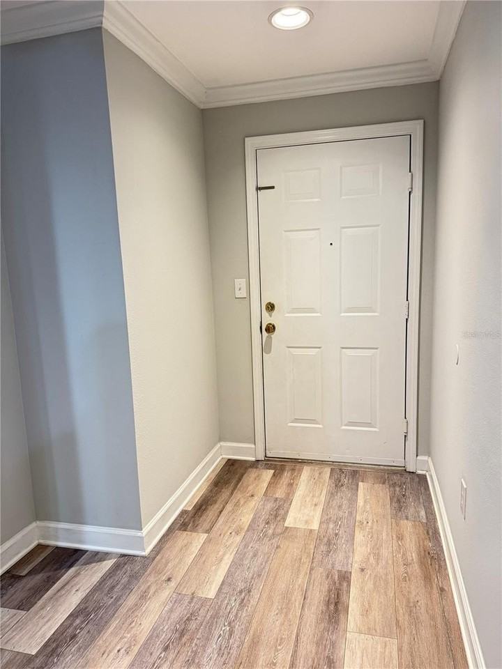 18421 Bridle Club Dr #18421 - Photo 2 of 22