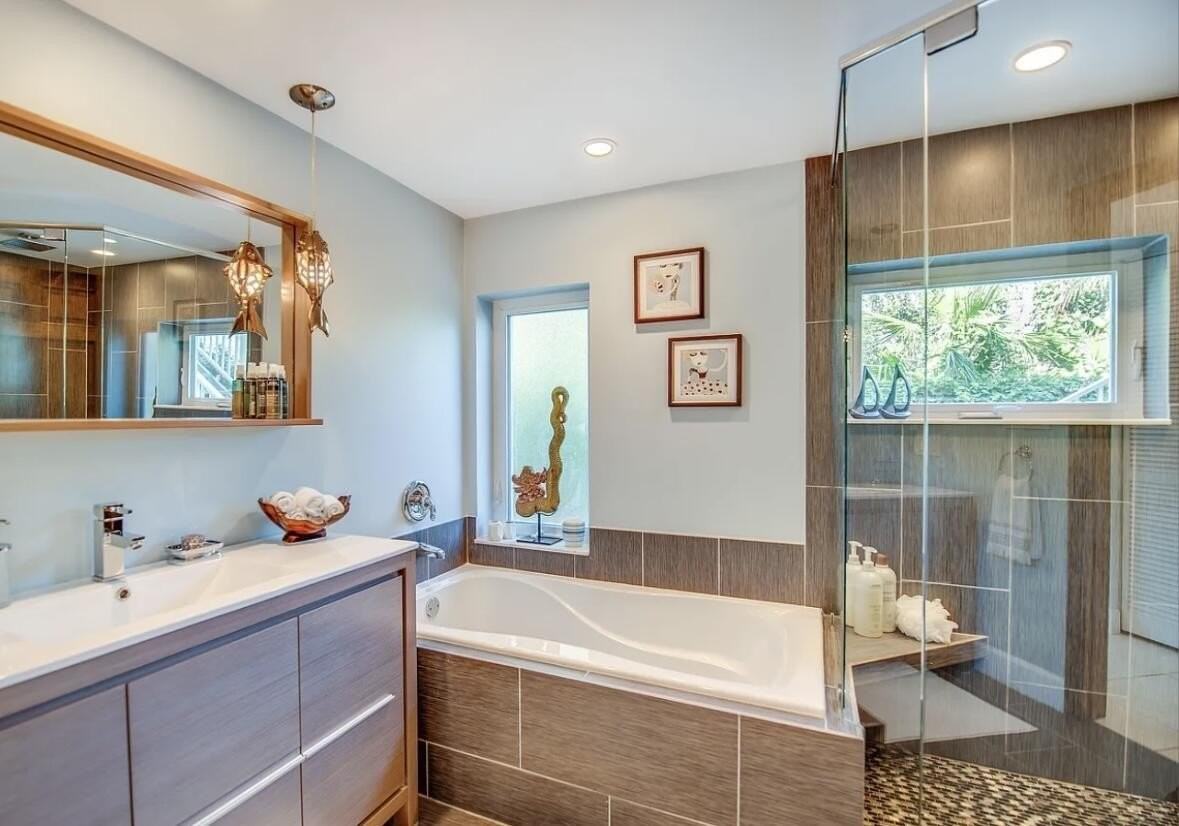 2635 Koehns Ave - Photo 5 of 13