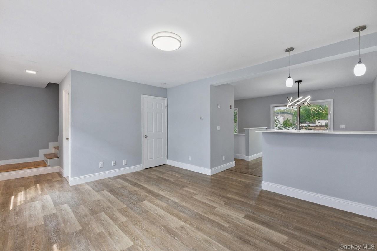 132 Waverly Ave Unit 2 #2 - Photo 5 of 14