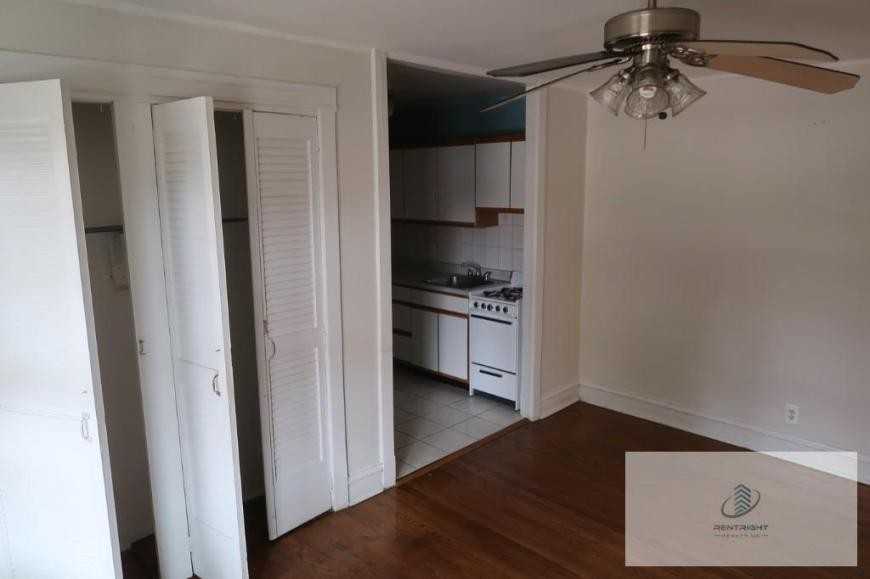 2617 W Gunnison St ## 25 - Photo 2 of 10