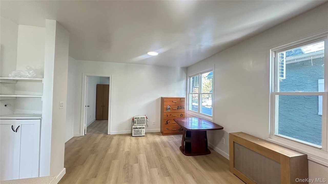 12406 26th Ave Unit 1fl #1FL - Photo 6 of 10