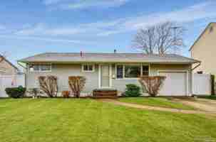 featured image of 15 Janet Drive