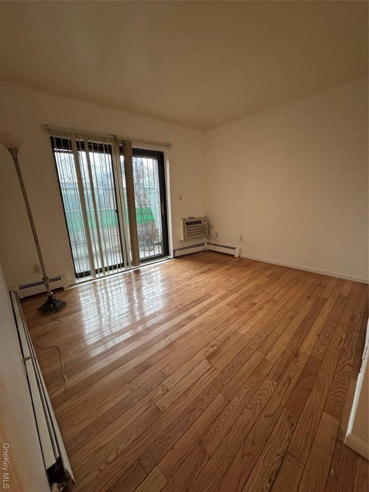 147-48 147-48 Roosevelt Avenue unit: Lk #LK - Photo 4 of 12