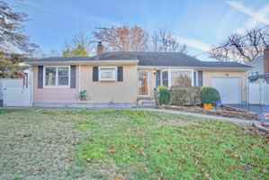 featured image of 34 Oakley Drive