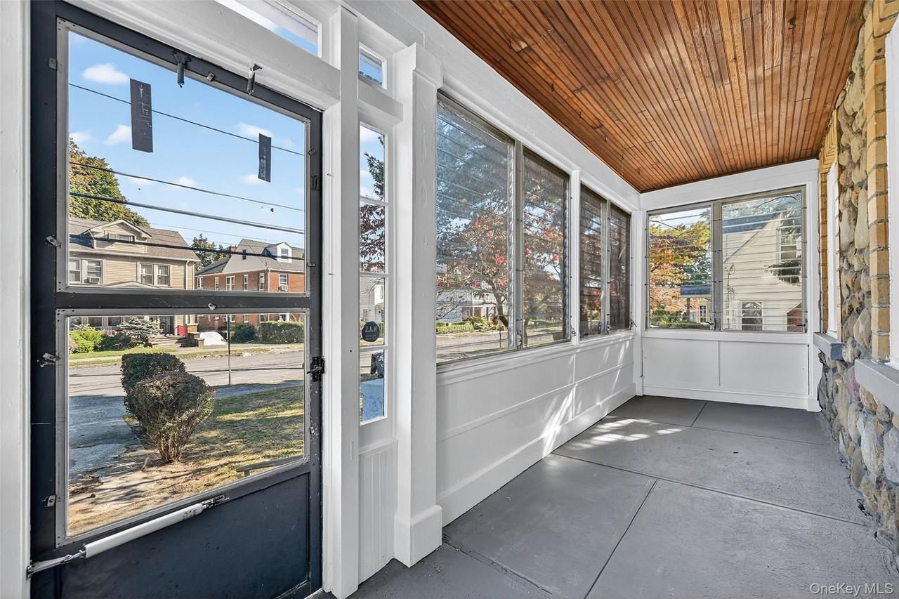 171 West St - Photo 4 of 41