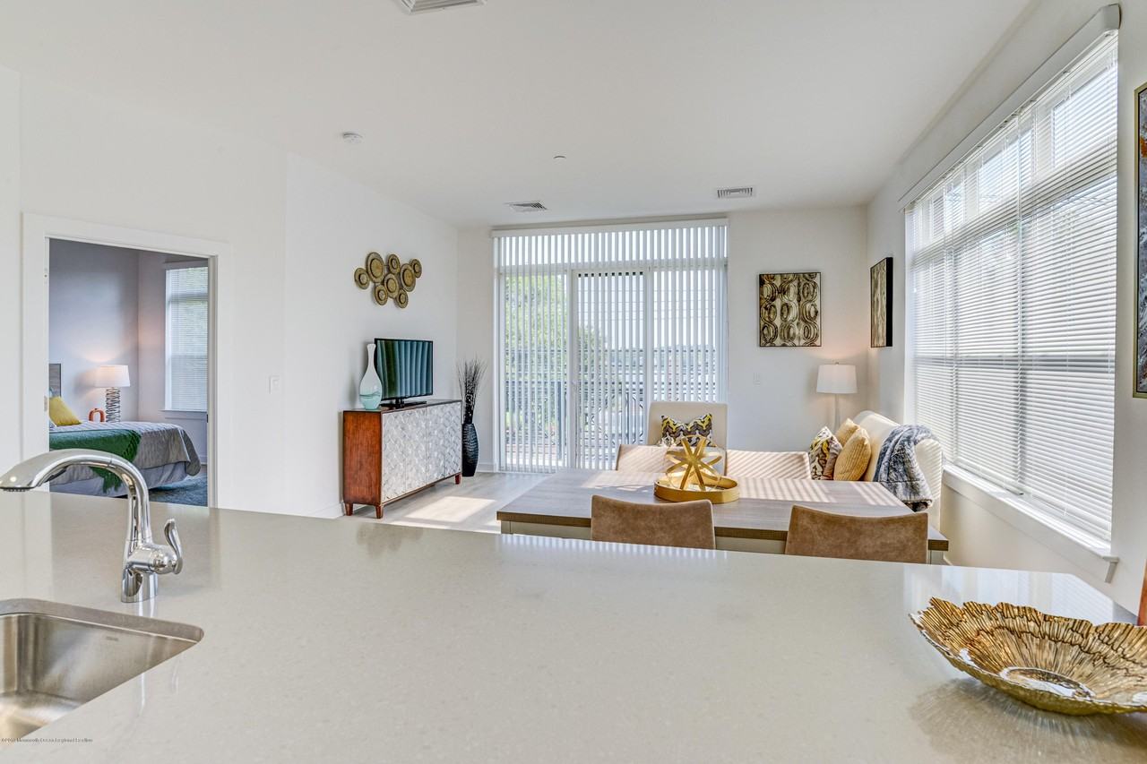 55 W Front St Apt 201 #201 - Photo 6 of 26