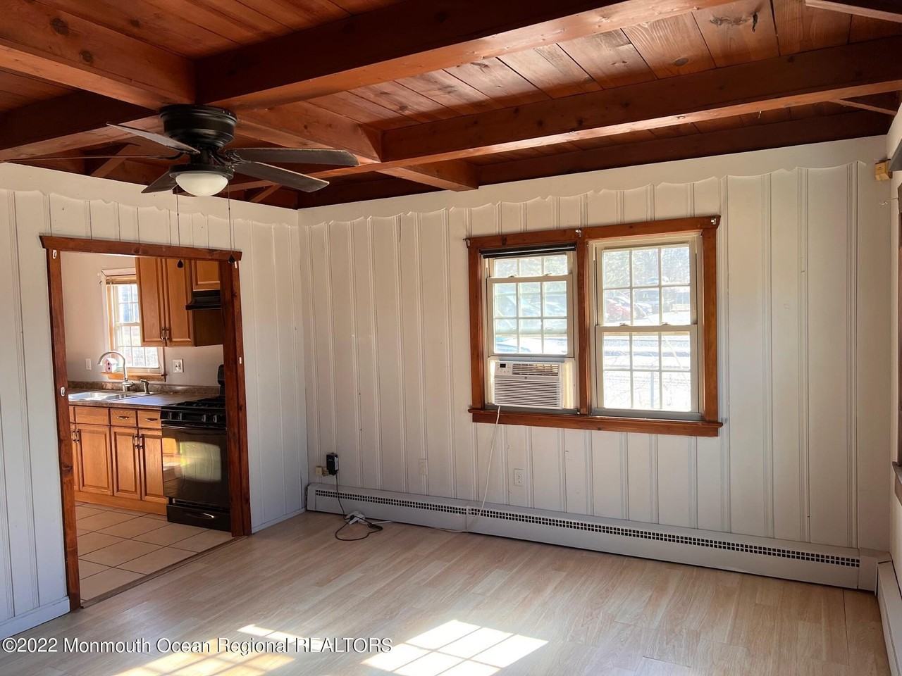 511 Holly Village Lane - Photo 4 of 8