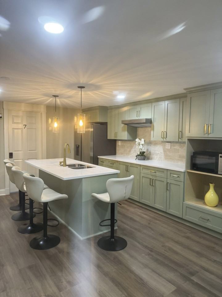 Chalet Ct - Photo 4 of 21