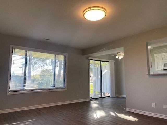 933 Monroe Court #933 - Photo 4 of 7