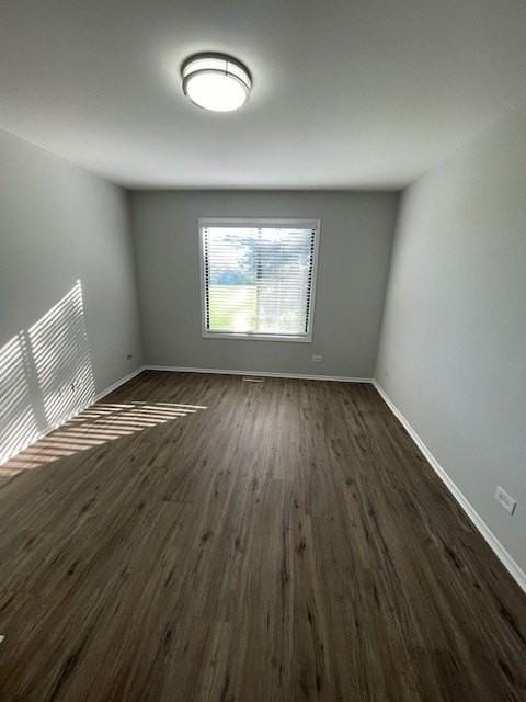 933 Monroe Court #933 - Photo 5 of 7