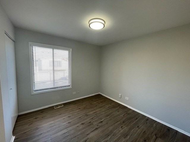 933 Monroe Court #933 - Photo 6 of 7