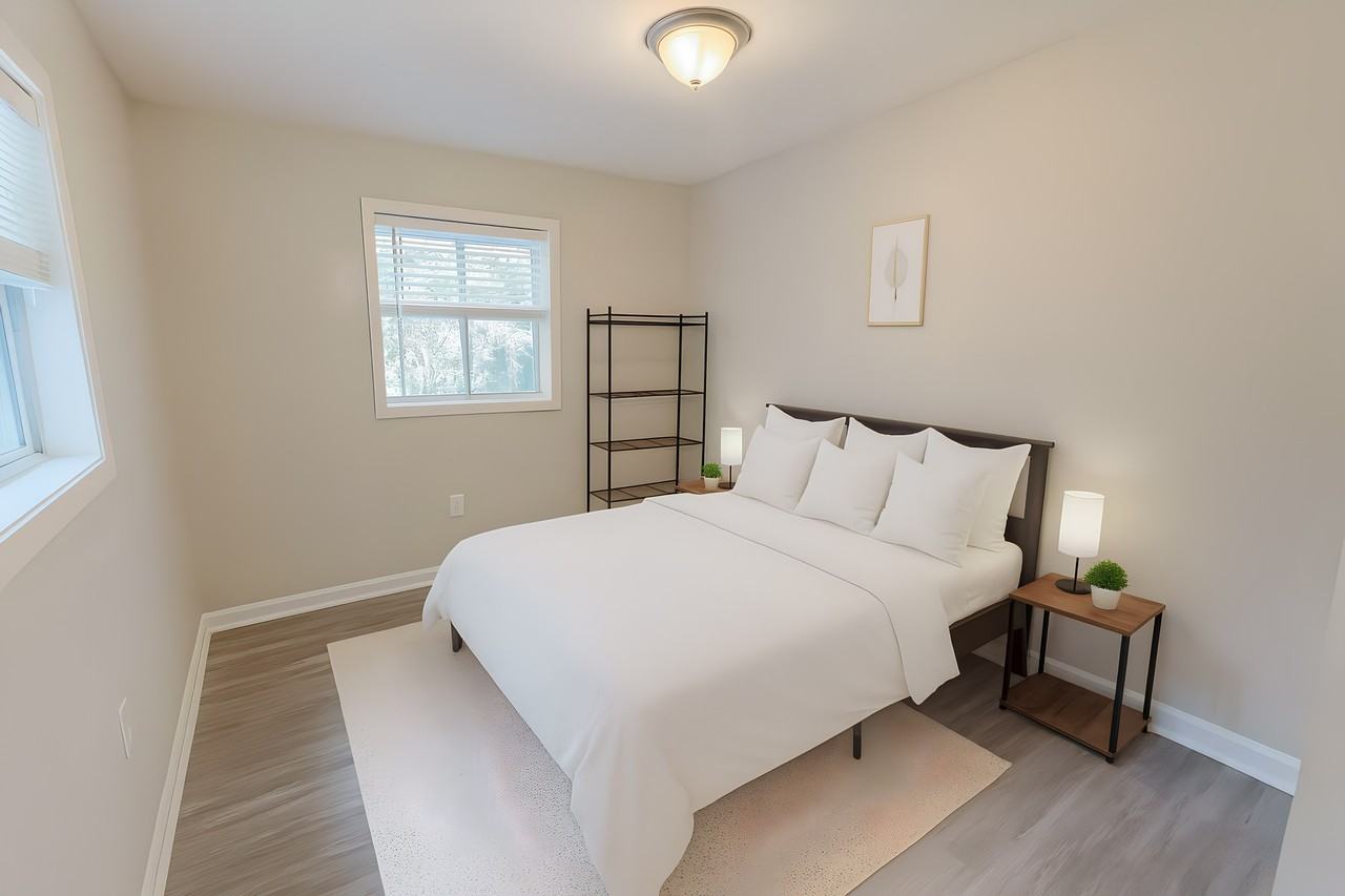 Petersburg Court - Photo 2 of 5