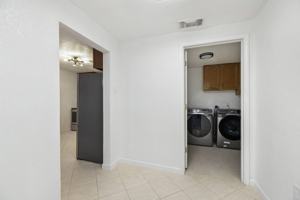 featured image of Saint Louis Street