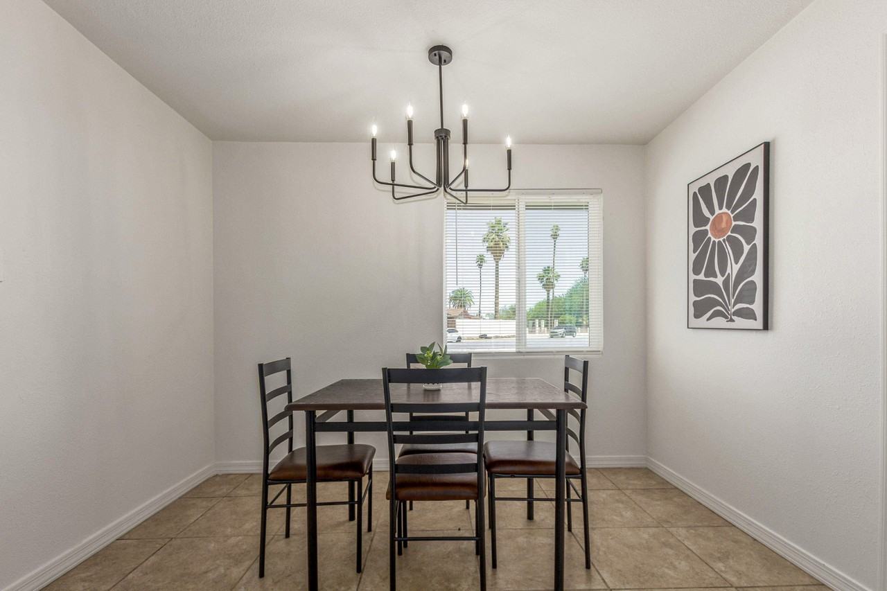 N 54th Dr - Photo 7 of 9