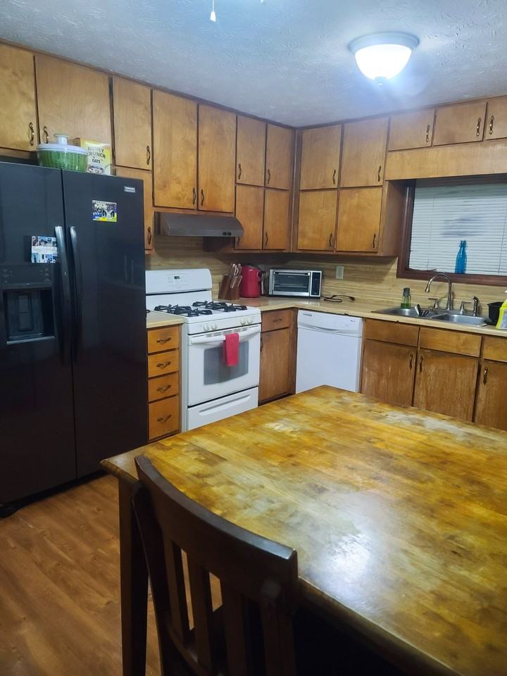 Stone Trace - Photo 2 of 2