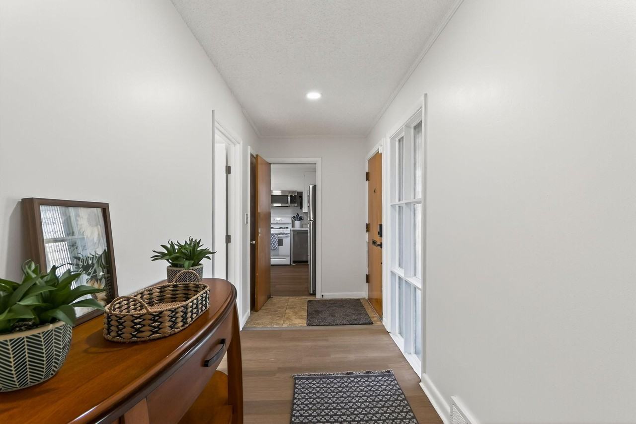 E 79th St - Photo 6 of 27