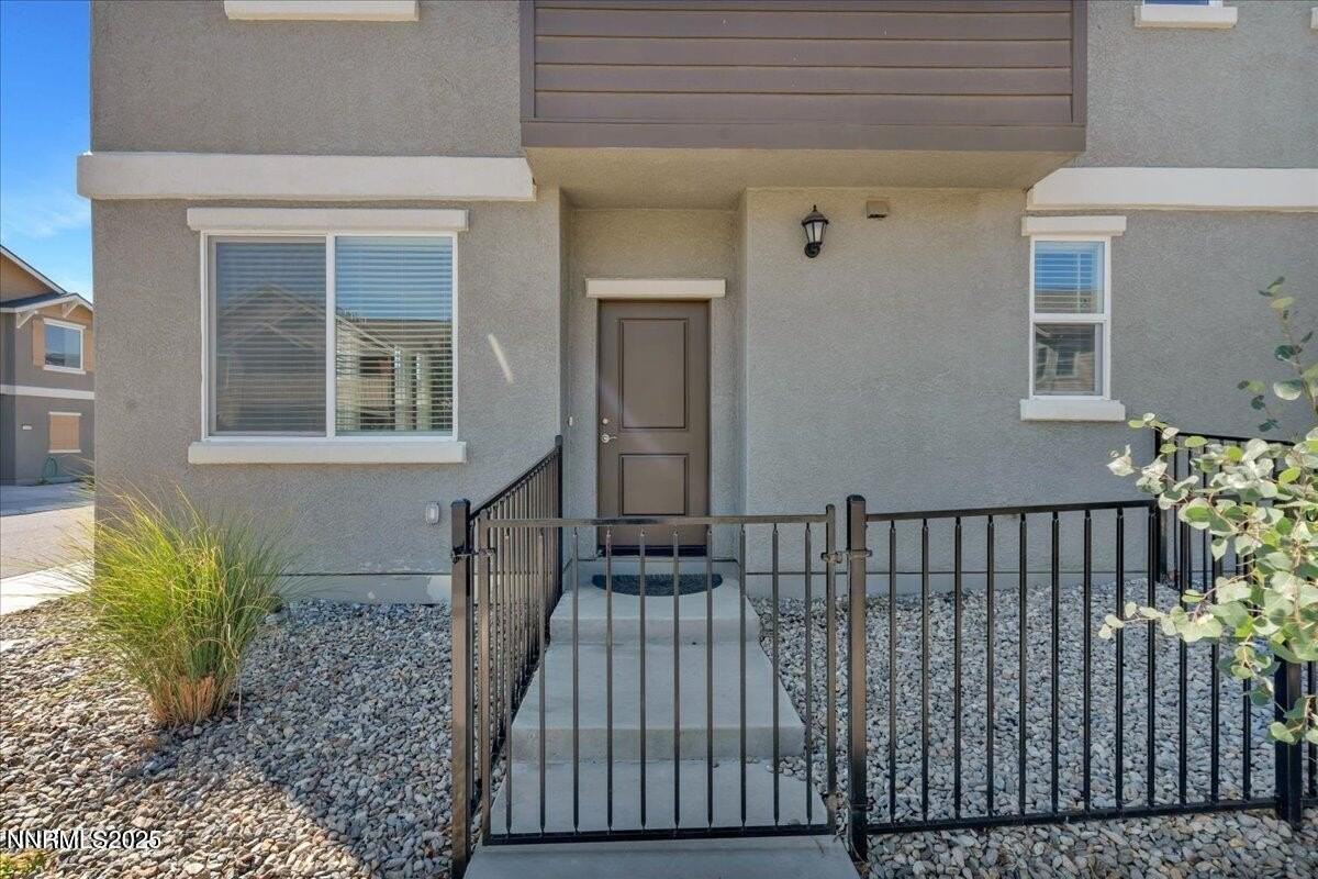 916 Garden Street - Photo 2 of 44