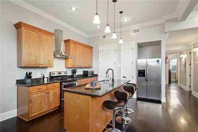 3445 Magnolia St - Photo 4 of 23