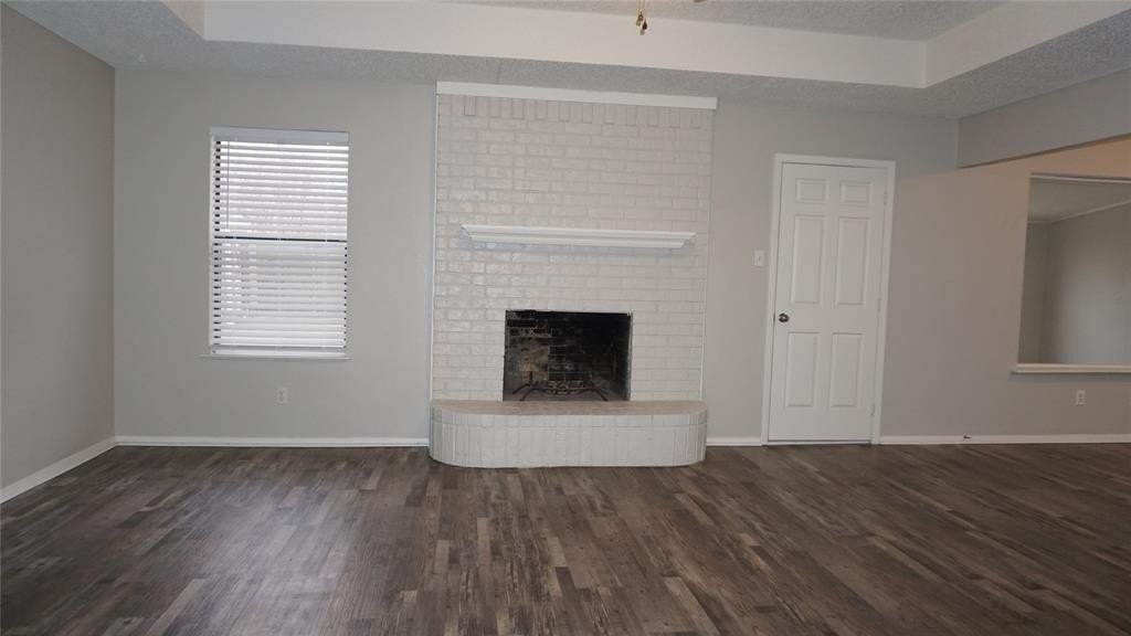 6412 Fairview Dr - Photo 2 of 14