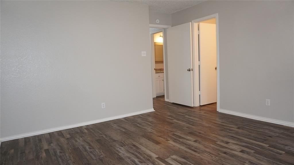 6412 Fairview Dr - Photo 7 of 14