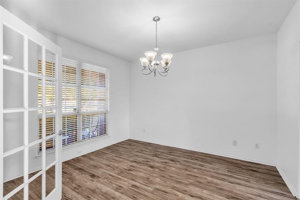 1711 Twin Hills Way - Photo 7 of 38