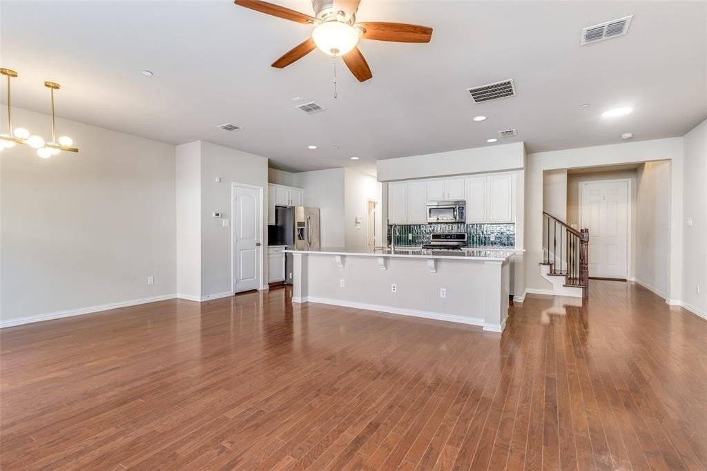 403 Teague Dr - Photo 5 of 25