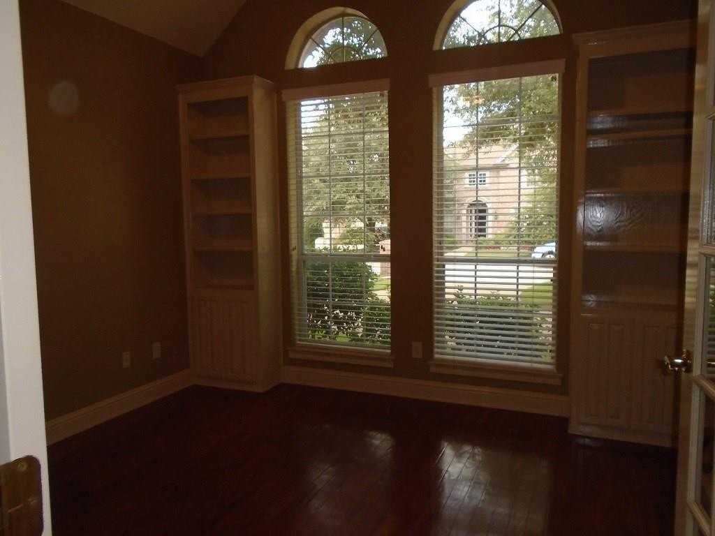 6905 Vista Ridge Ct - Photo 5 of 17