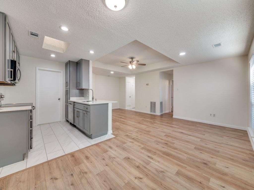 8903 Marilyn Drive - Photo 6 of 19