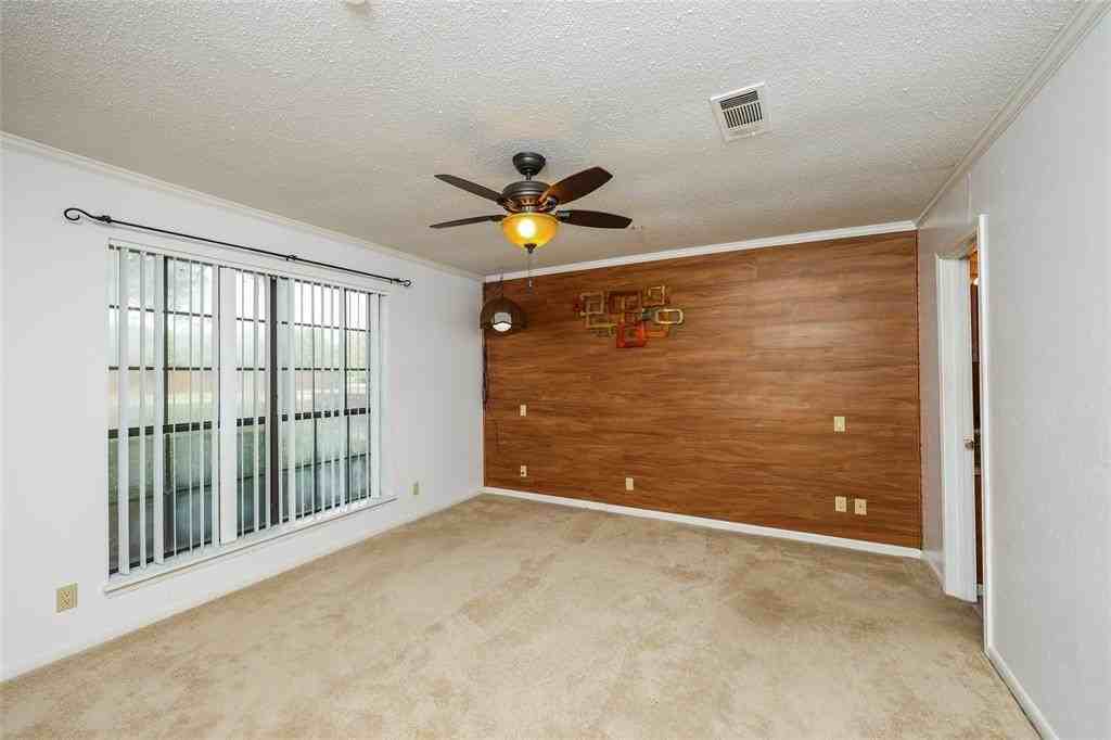 534 Aspendale Dr - Photo 3 of 16