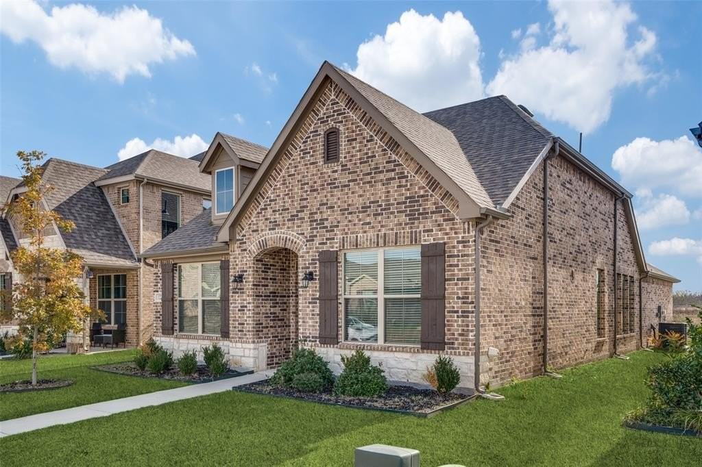 1224 Western Yarrow Avenue - Photo 2 of 13