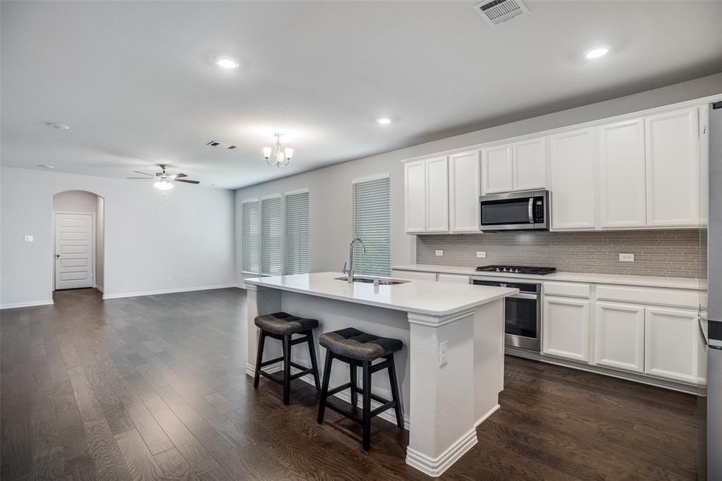 1224 Western Yarrow Avenue - Photo 4 of 13