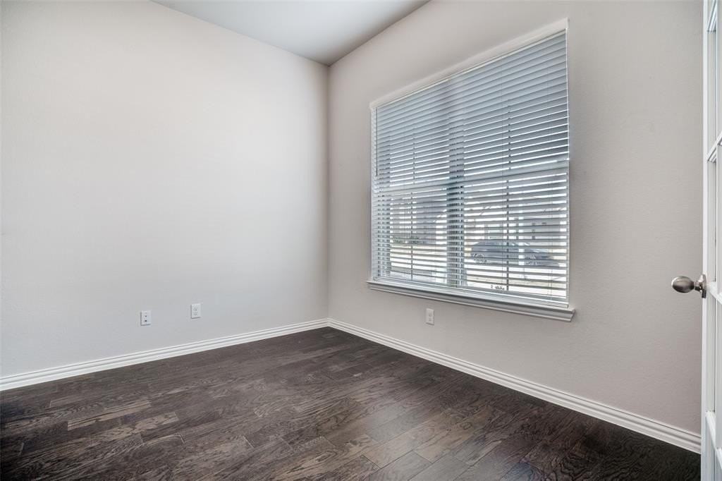 1224 Western Yarrow Avenue - Photo 6 of 13